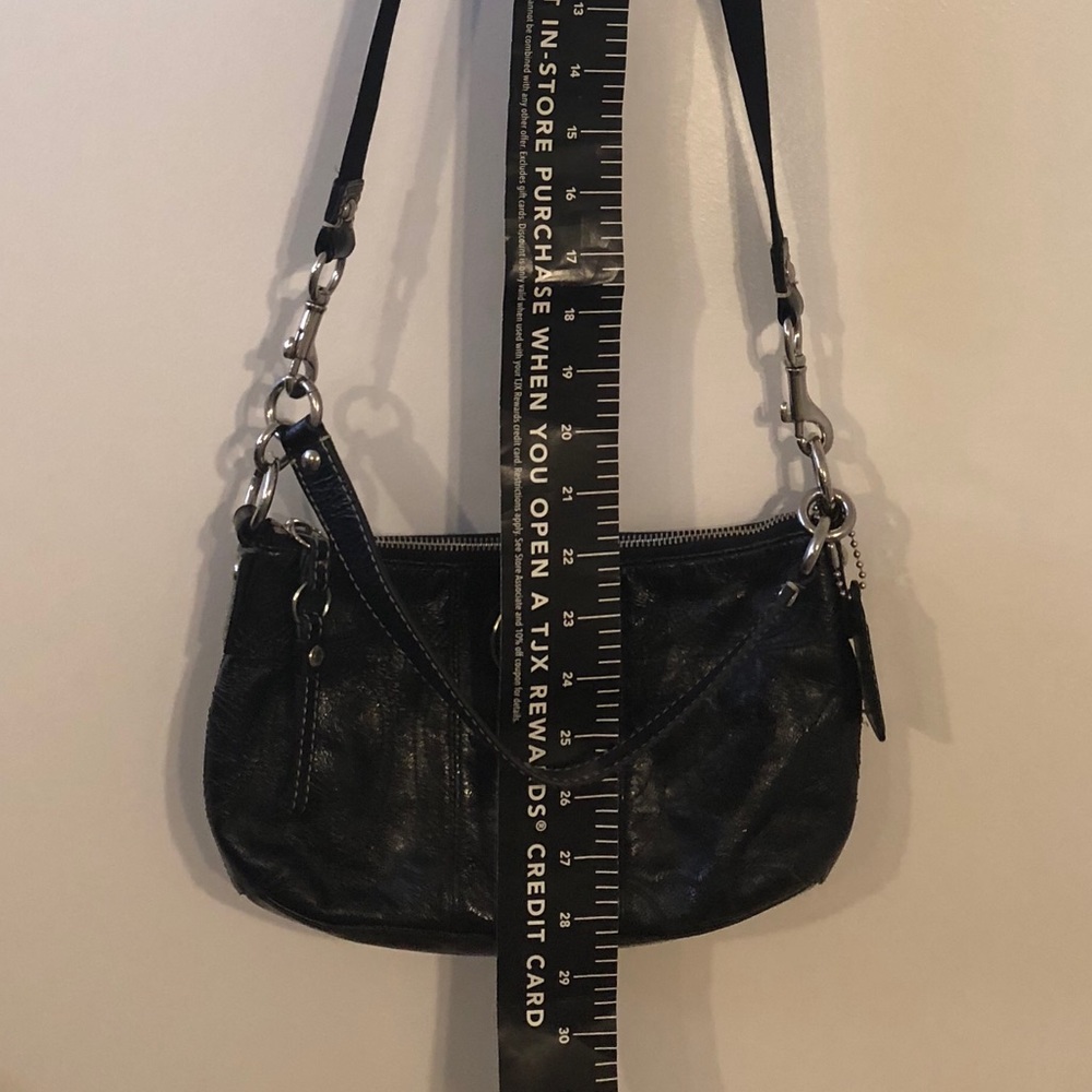 Coach Signature Embossed C Logo Black Shoulder bag - Picture 7 of 8